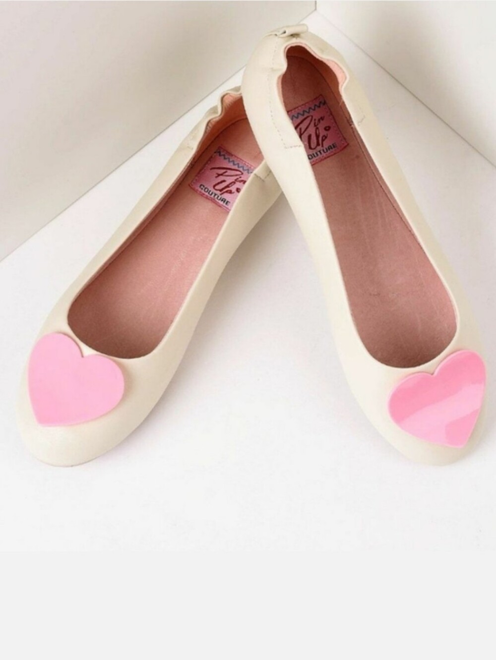 Pinup Couture | Olive-05 Cream Heart Flats